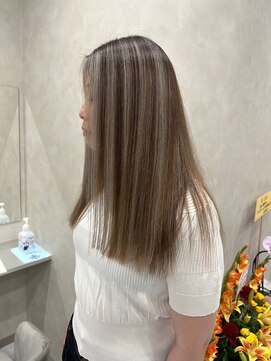 キング 枚方店(K!ng) 縮毛矯正髪質改善ハイライトレイヤーカット枚方美容室エクステ