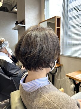 ビス フルール 日暮里店(Vis fleur) ショートボブ/オリーブベージュ