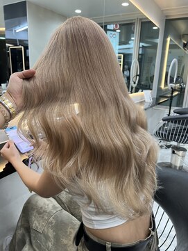 ラピス 渋谷本店(Lapis) ミルクティーベージュ/ブリーチカラー/髪質改善/レイヤーカット