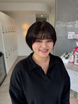 レノ 直江店(RENO) 丸みショート/イヤリングカラー