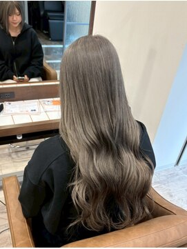 ニュースエン(newseN:) グレージュ/ダブルカラー/ケアブリーチ/髪質改善/新潟/万代