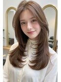 ツーウェイバングレイヤーカットミルクベージュハッシュカット
