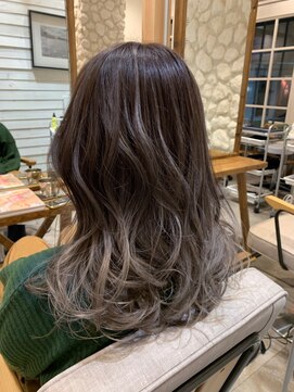 モアナ バイ ヘッドライト 駒沢大学店(Moana by HEADLIGHT) Moana