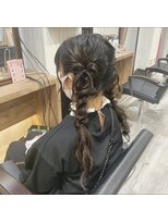 髪リボンおさげ
