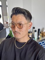 西本整髪&nbsp;メンズハイライト　パートスタイル　バーバースタイル