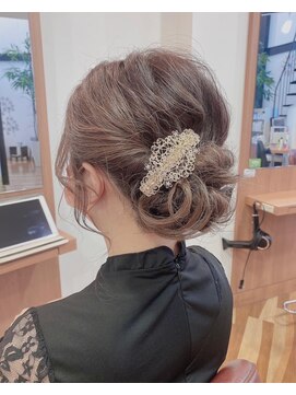 ルシードスタイルビーシャイン(LUCIDO STYLE B SHINE) 豊橋ビーシャイン★お呼ばれヘアシニオンアレンジ