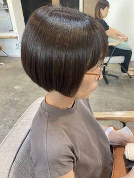 ブルー JR高槻本店(BLUE) ショートボブ