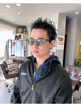 ダニーコウベ(Danny kobe) スパイキー