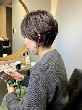 チル(CHILL) 【Meg~chill松山~】マッシュショート