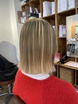 リリ(LILI)&nbsp;切りっぱなしボブ