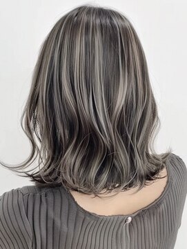 ネックス 表参道本店(nex) デザインカラーレイヤーカットウェットヘアオリーブベージュ白髪