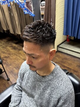 ヘア リーフ(Hair Leaf) シークレットパーマ　フェード