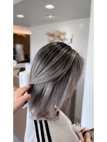 ヌル いわき(neul)&nbsp;neul/いわき/ダブルカラー/バレイヤージュ/ハイトーン/エクステ