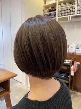 オカヤマヘアー(Okayama Hair) 丸みのあるショートボブ