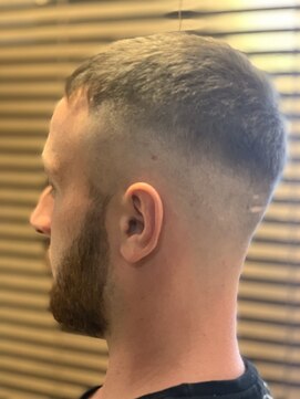 メンズサロン Johnny MEN 下北沢店【ジョニーメン】 men's/メンズ/刈り上げセンターパート/リバースセンターパート