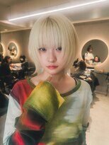 アンフィグ 吉祥寺(anfig)&nbsp;ペールブロンドの丸みショートボブ