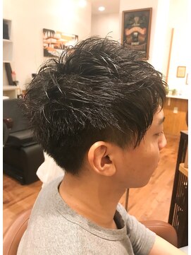 テトラ ヘアー(TETRA hair) 2ブロックショート