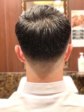 ヒロギンザ 御茶ノ水店(HIRO GINZA) ミドルスキンフェード