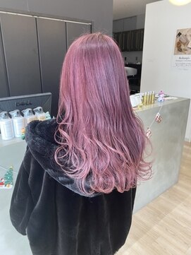ピンク系の韓国人風髪色 ピンクバイオレットが大人かわいい L アヴァンス 金剛店 Avance のヘアカタログ ホットペッパービューティー