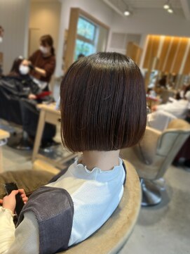 アドラーブル 万代店 (adorable) 【前下がりボブ】【イヤリングカラー】20代３０代40代