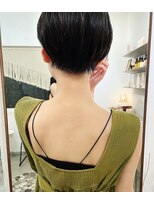 ウーフ(U-fu) 大人かわいいショートスタイル