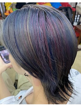 マリ美容室 ブリーチオン10色カラー