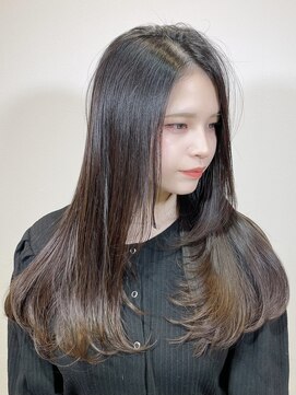 レヴィア(REVIA) レイヤーカット髪質改善トリートメント前髪カット