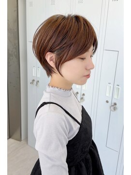ビューナゴヤ 名駅(VIEW NAGOYA) 丸顔/ミニウルフ/チェリーブラウン/ショートボブ
