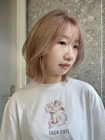 サンク 原宿 表参道(cinq)&nbsp;★ミルクティーベージュ顔周りレイヤーカット韓国ヘアハイトーン