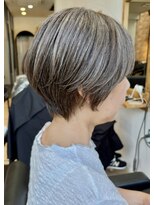 ハーツ(Heart's)&nbsp;白髪ぼかし×アッシュグレー