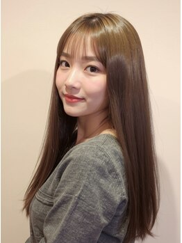 髪の量が多い方でもお任せください！ヘアカラーエステで髪質改善。理想の髪に近づくお手伝い♪