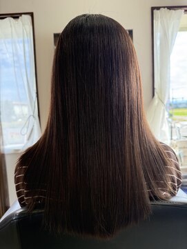 コアフィールフィス(COIFFURE fils) 新規お得クーポンあり【見附　今町】ロングストレート