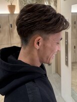 トリッカ シブヤ(TRICCA SHIBUYA)&nbsp;メンズカットパーマフェザーニュアンス毛流れカラー渋谷