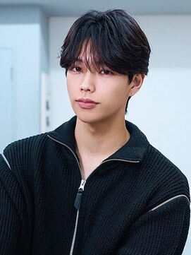 アンサー 原宿(ANSWER) メンズ縮毛矯正髪質改善シースルーセンターパート韓流ヘア