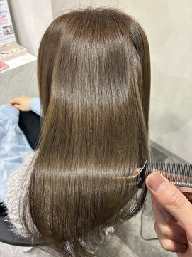 エイゼット バンビーニ 川越(AZ bambini) 【大山透輝】オリーブベージュ【髪質改善カラー】