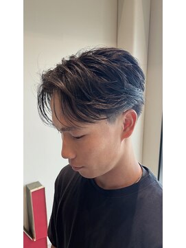 ヘアサロン エン(hair salon en.) セットが簡単◎動きが出るフェザーショート