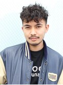 リバースセンターパート刈り上げセンターパートサーフカール