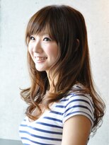 リヴェール&nbsp;不揃いなカールが効いたソフトウェーブ