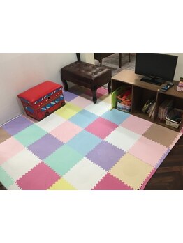 【ゆめタウン新南陽】キッズスペースあり◎一緒に施術も出来るしお子様がカット中にお買い物も出来る★