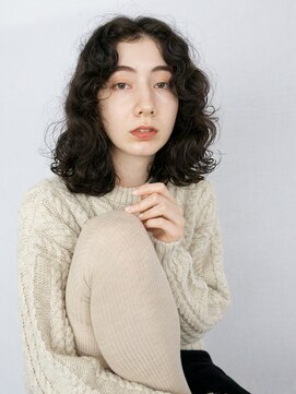 オーサム(AWESOME) AWESOME ◎ウルフミディアム　パーマ