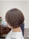 ショートボブ