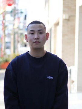 キングスマントーキョー 立川北口店(KINGSMAN TOKYO) メンズカットメンズパーマニュアンスパーマフェードカット[立川]