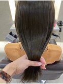 オリーブベージュカラー