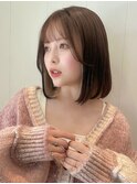 内巻きボブ大人かわいいベージュインナーカラーグレージュ