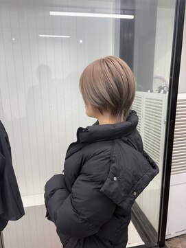 ヘアースマイルクー(HAIR SMILE COEUR) 【COEUR/SHUEI】ハイトーンベージュ ショートウルフ