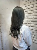 オリーブグレージュ