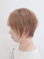リル(Rire) 大人小顔コンパクトショート耳かけ丸みくびれ30代40代50代