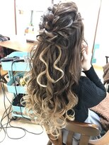 ロカット サロン(Roquat Salon)&nbsp;ゆるハーフアップアレンジ【ヘアアレンジ　立川南口/立川】