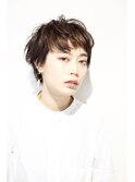黒髪リラックスウェーブショート