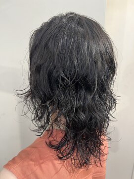 サロン ド ビカ(Salon de bika) レイヤーウルフ×パーマ